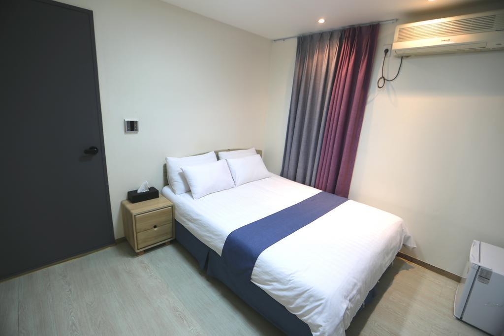 Must Stay Hotel Myeongdong Seoul Exterior photo