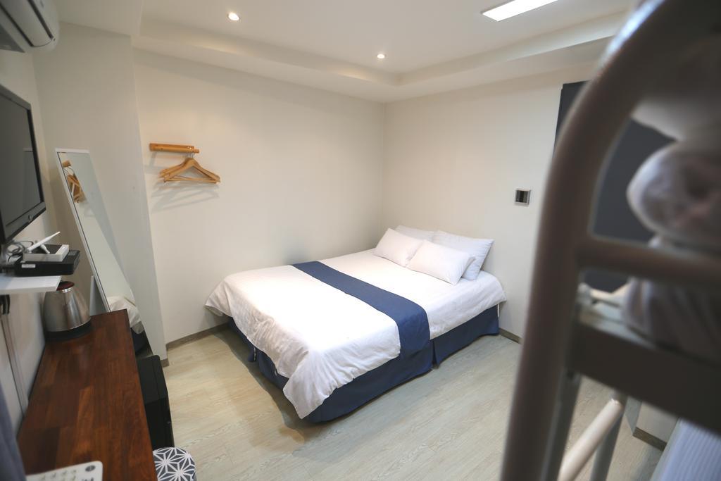 Must Stay Hotel Myeongdong Seoul Exterior photo