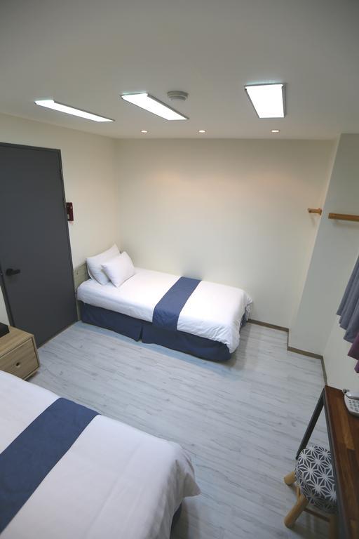 Must Stay Hotel Myeongdong Seoul Exterior photo