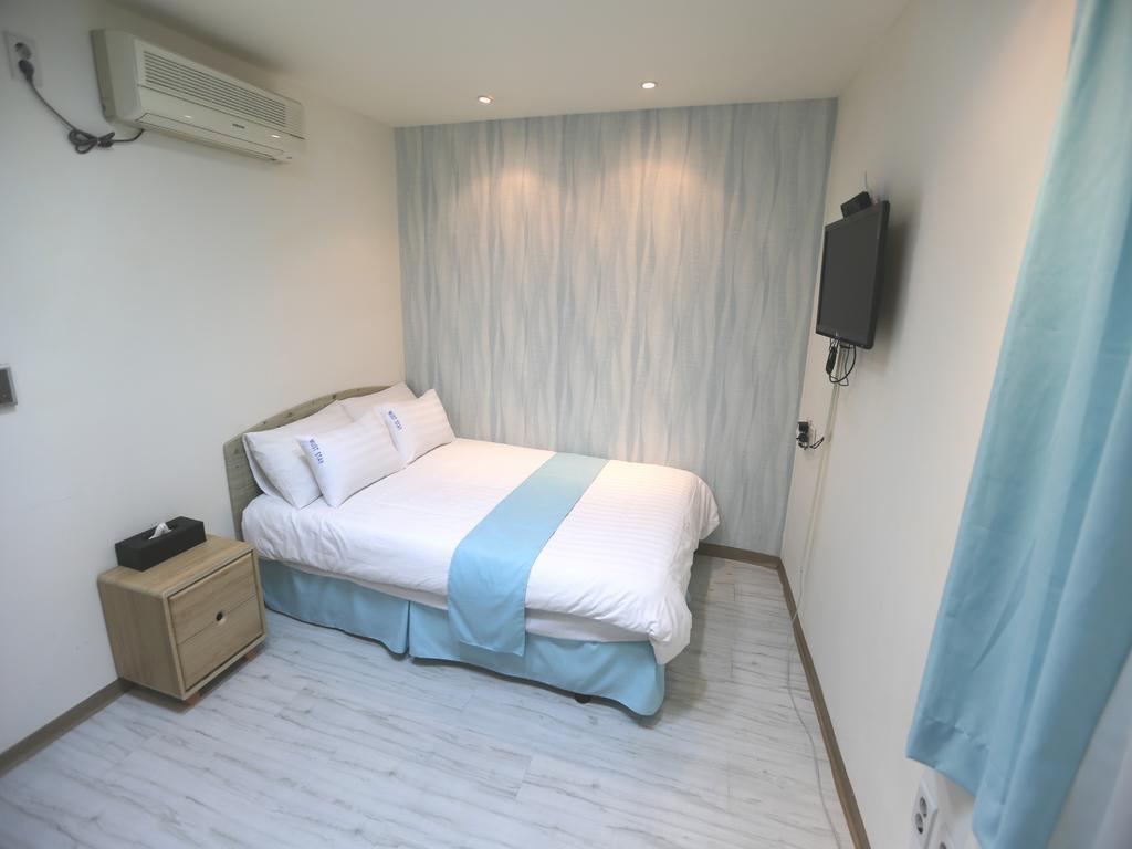 Must Stay Hotel Myeongdong Seoul Exterior photo