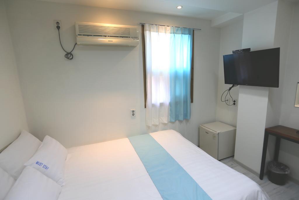 Must Stay Hotel Myeongdong Seoul Exterior photo