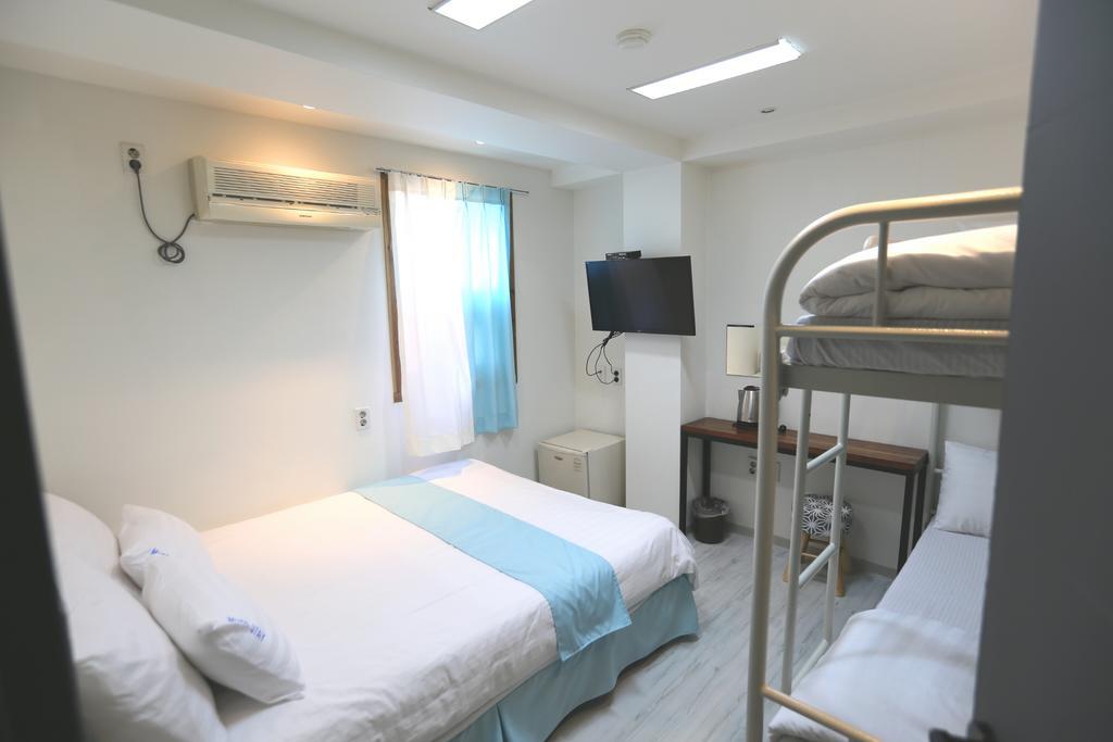Must Stay Hotel Myeongdong Seoul Exterior photo